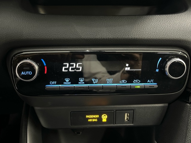 Toyota Yaris 120H Active Tech 85 kW (116 CV)