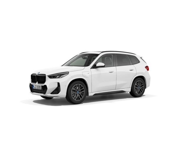 BMW X1 xDrive30e color Blanco. Año 2023. 240KW(326CV). Híbrido Electro/Gasolina. En concesionario Automotor Premium Velázquez - Málaga de Málaga