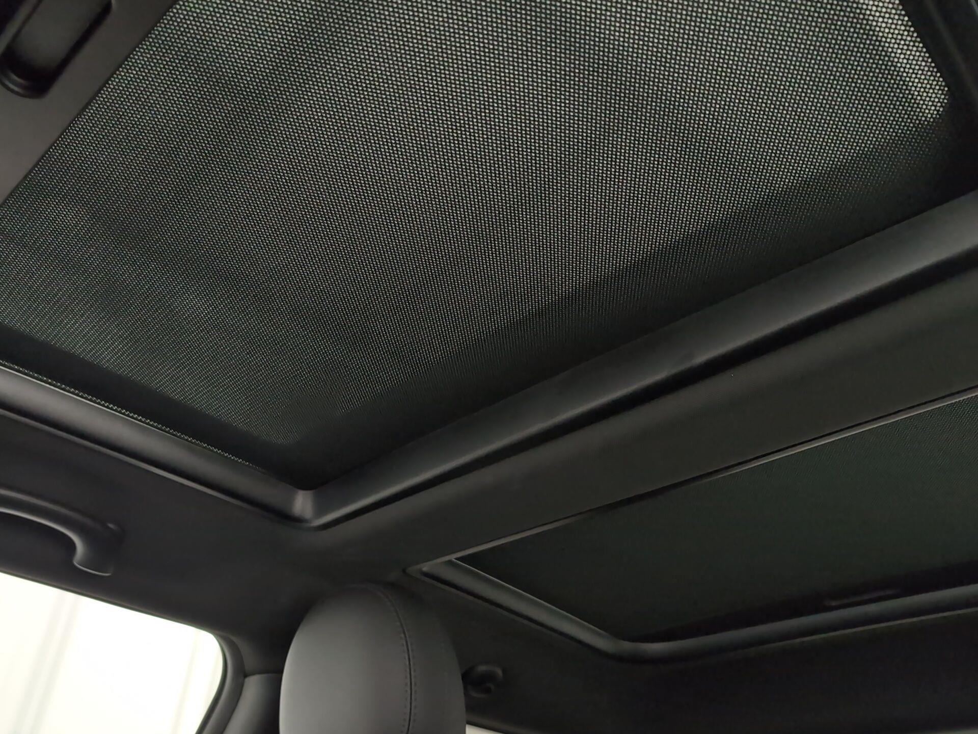 fotoG 18 del MINI MINI Cooper 100 kW (136 CV) 136cv Gasolina del 2024 en Málaga