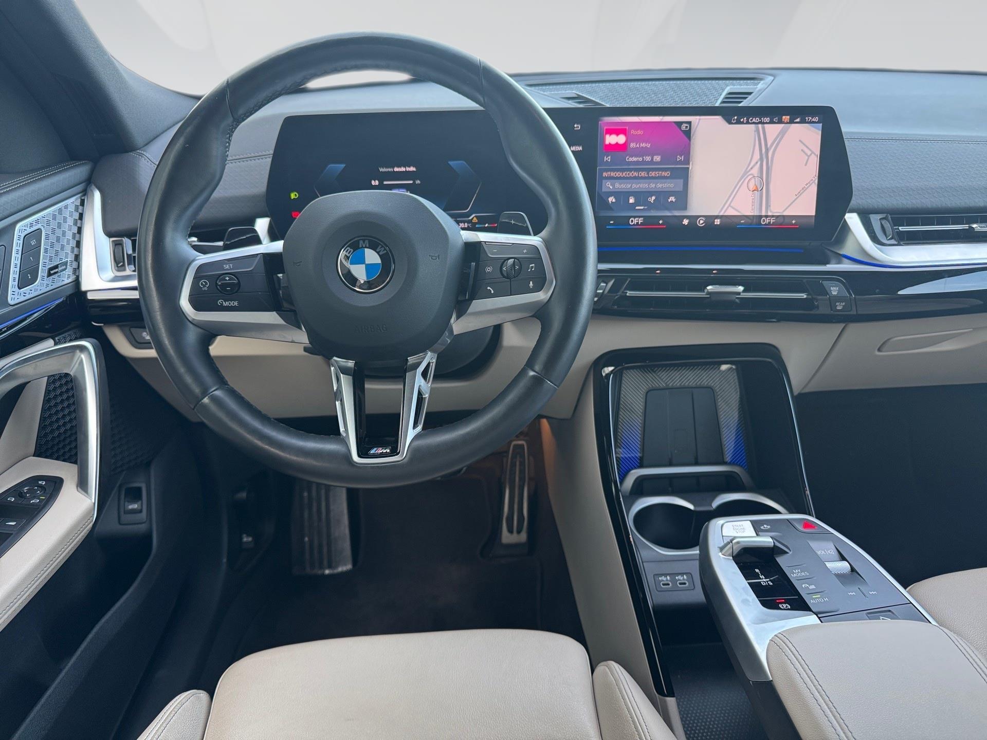 BMW X2 sDrive18d color Azul. Año 2024. 110KW(150CV). Diésel. En concesionario Automotor Premium Marbella - Málaga de Málaga