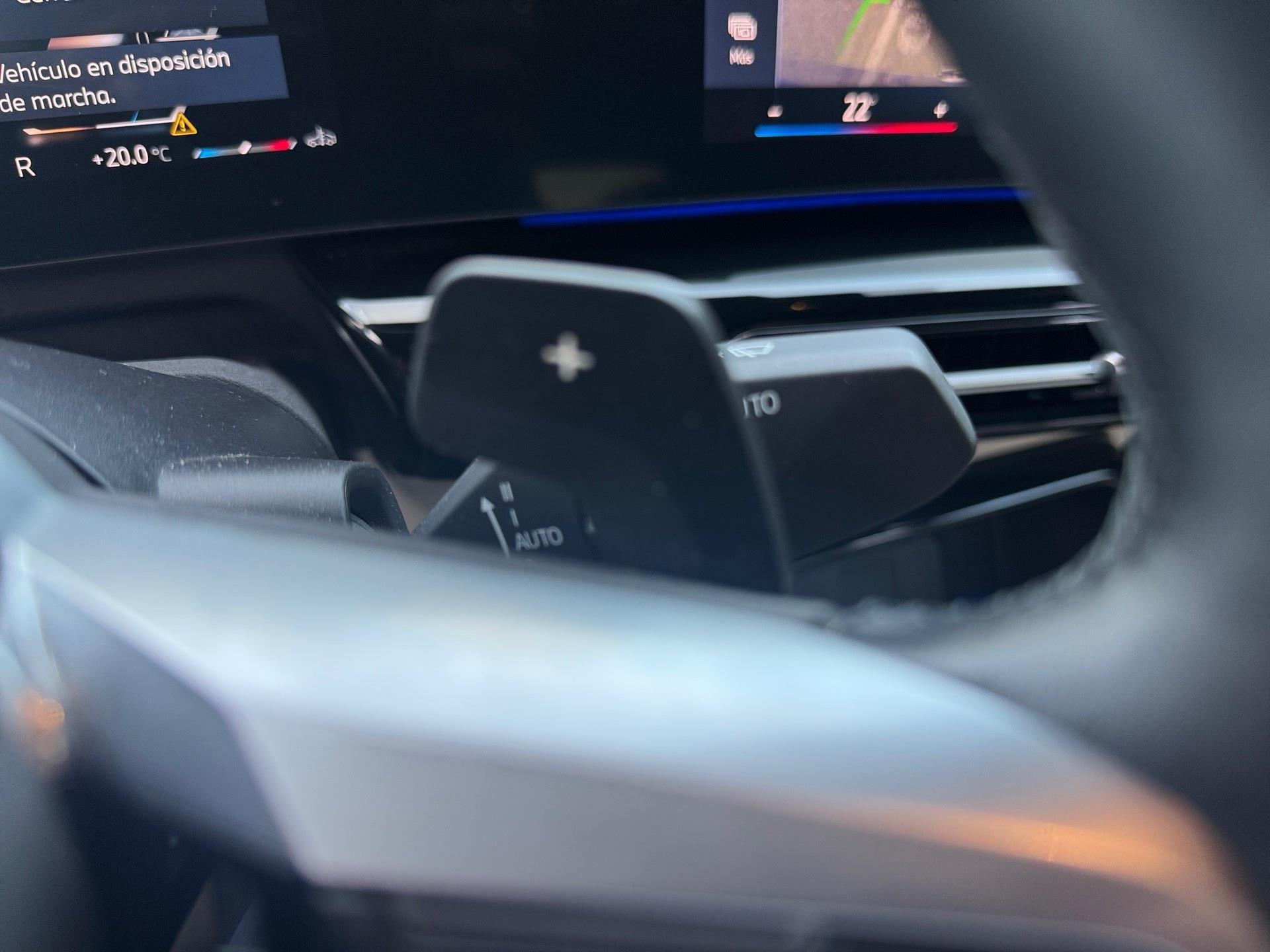 BMW X2 sDrive18d color Azul. Año 2024. 110KW(150CV). Diésel. En concesionario Automotor Premium Marbella - Málaga de Málaga