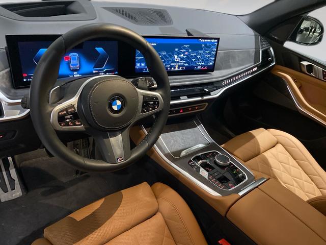 BMW X5 xDrive40d color Gris. Año 2024. 259KW(352CV). Diésel. En concesionario Automotor Premium Viso - Málaga de Málaga