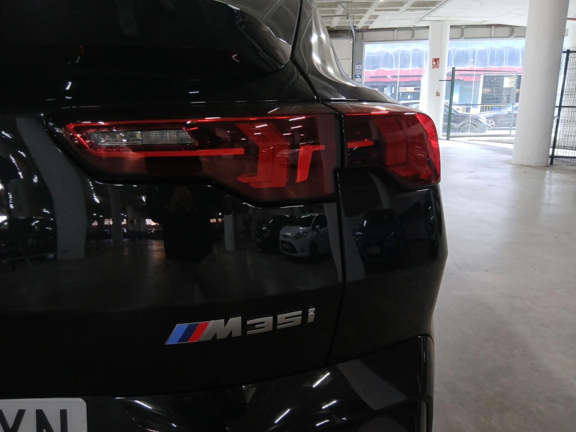 BMW X2 M35i color Negro. Año 2025. 221KW(300CV). Gasolina. En concesionario Automotor Premium Viso - Málaga de Málaga