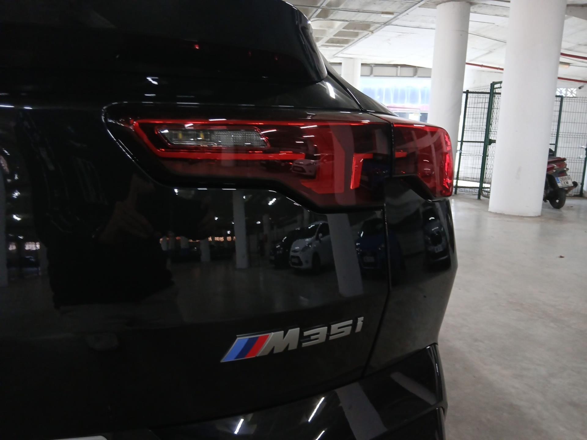 BMW X2 M35i color Negro. Año 2025. 221KW(300CV). Gasolina. En concesionario Automotor Premium Viso - Málaga de Málaga