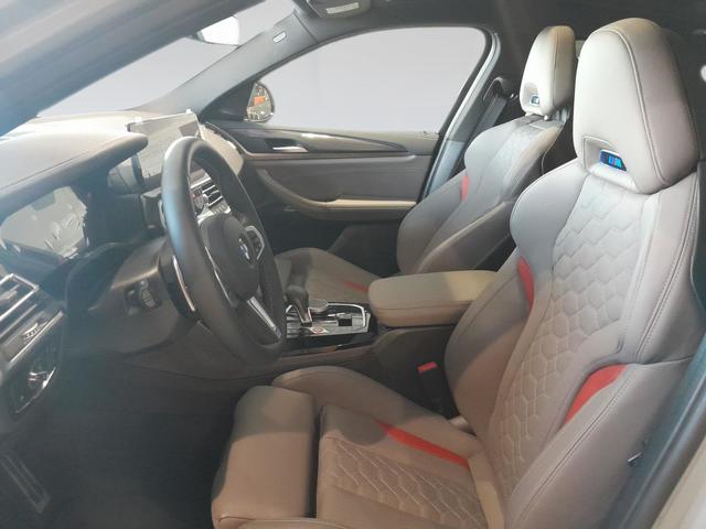 BMW M X4 M color Gris. Año 2025. 353KW(480CV). Gasolina. En concesionario Automotor Premium Velázquez - Málaga de Málaga