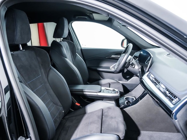 BMW X1 sDrive18d color Negro. Año 2024. 110KW(150CV). Diésel. En concesionario Oliva Motor Tarragona de Tarragona