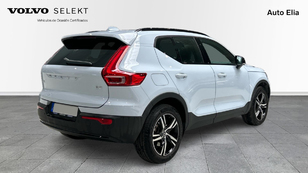 Volvo XC40 B3 G Plus Dark Auto 120 kW (163 CV) - 6 Volvo XC40 B3 G Ocasión 120 KW (163CV) - 6