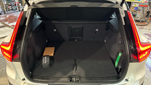 Volvo XC40 B3 G Plus Dark Auto 120 kW (163 CV) - 10 Volvo XC40 B3 G Ocasión 120 KW (163CV) - 10