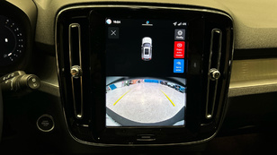 Volvo XC40 B3 G Plus Dark Auto 120 kW (163 CV) - 16 Volvo XC40 B3 G Ocasión 120 KW (163CV) - 16