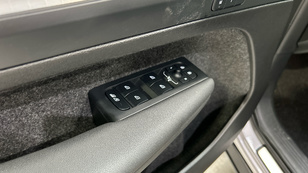 Volvo XC40 B3 G Plus Dark Auto 120 kW (163 CV) - 21 Volvo XC40 B3 G Ocasión 120 KW (163CV) - 21