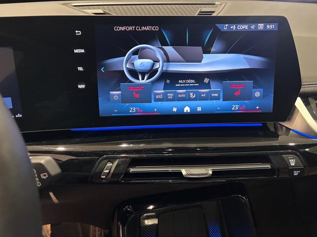 BMW X1 xDrive20d color Verde. Año 2025. 120KW(163CV). Diésel. En concesionario Automotor Costa, S.L.U. de Almería