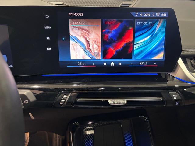 BMW X1 xDrive20d color Verde. Año 2025. 120KW(163CV). Diésel. En concesionario Automotor Costa, S.L.U. de Almería