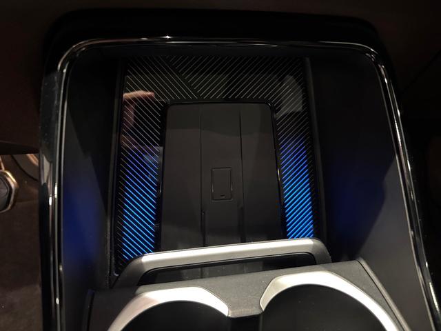 BMW X1 xDrive20d color Verde. Año 2025. 120KW(163CV). Diésel. En concesionario Automotor Costa, S.L.U. de Almería