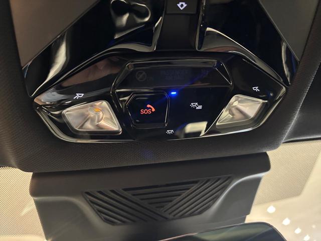 BMW X1 xDrive20d color Verde. Año 2025. 120KW(163CV). Diésel. En concesionario Automotor Costa, S.L.U. de Almería