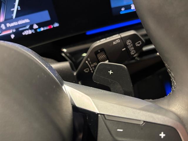 BMW X1 xDrive20d color Verde. Año 2025. 120KW(163CV). Diésel. En concesionario Automotor Costa, S.L.U. de Almería