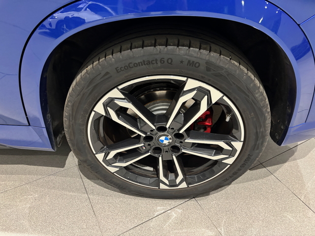 BMW X1 sDrive20d color Azul. Año 2025. 120KW(163CV). Diésel. En concesionario Automotor Costa, S.L.U. de Almería