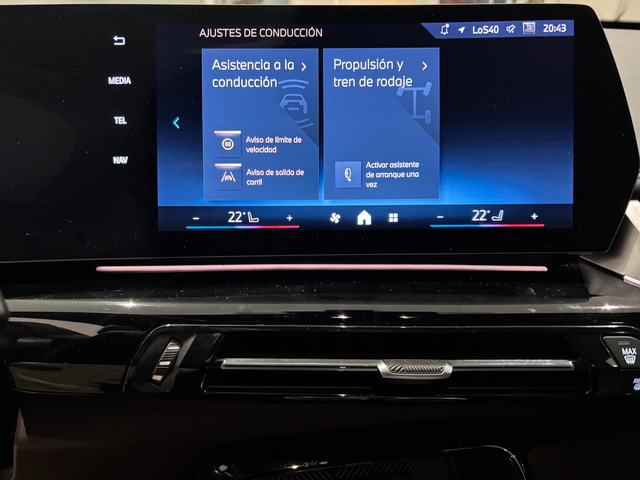 BMW X1 sDrive20d color Azul. Año 2025. 120KW(163CV). Diésel. En concesionario Automotor Costa, S.L.U. de Almería