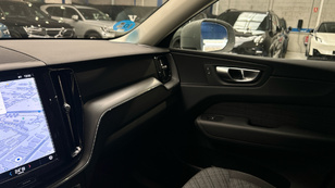 Volvo XC60 T6 Recharge Core AWD Auto 257 kW (350 CV) - 43 Volvo XC60 T6 Ocasión 257 KW (350CV) - 43