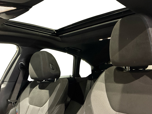 BMW Serie 4 420d Gran Coupe color Negro. Año 2025. 140KW(190CV). Diésel. En concesionario BMW Marcos Automoción de Valencia