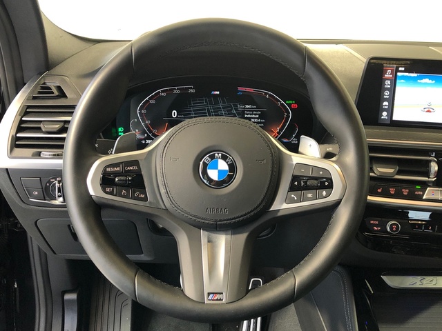 BMW X4 xDrive20d color Negro. Año 2025. 140KW(190CV). Diésel. En concesionario Vehinter Getafe de Madrid