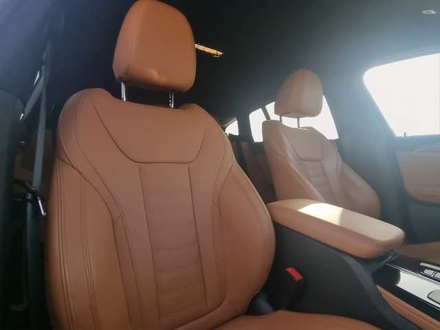 BMW X4 xDrive20d color Azul. Año 2021. 140KW(190CV). Diésel. En concesionario GANDIA Automoviles Fersan, S.A. de Valencia