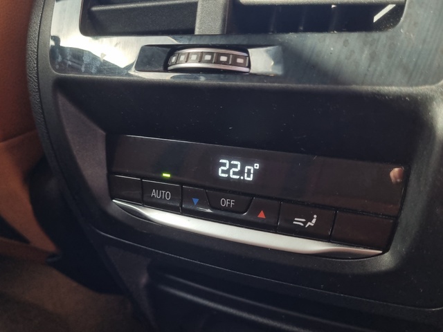 BMW X4 xDrive20d color Azul. Año 2021. 140KW(190CV). Diésel. En concesionario GANDIA Automoviles Fersan, S.A. de Valencia