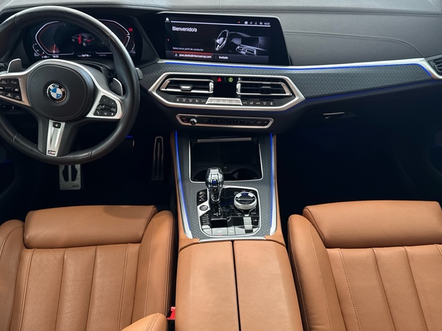 BMW X5 xDrive30d color Blanco. Año 2021. 210KW(286CV). Diésel. En concesionario Motor Gorbea de Álava