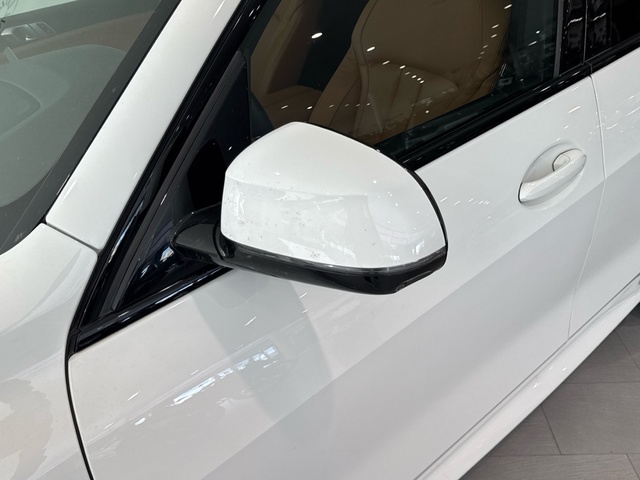 BMW X5 xDrive30d color Blanco. Año 2021. 210KW(286CV). Diésel. En concesionario Motor Gorbea de Álava