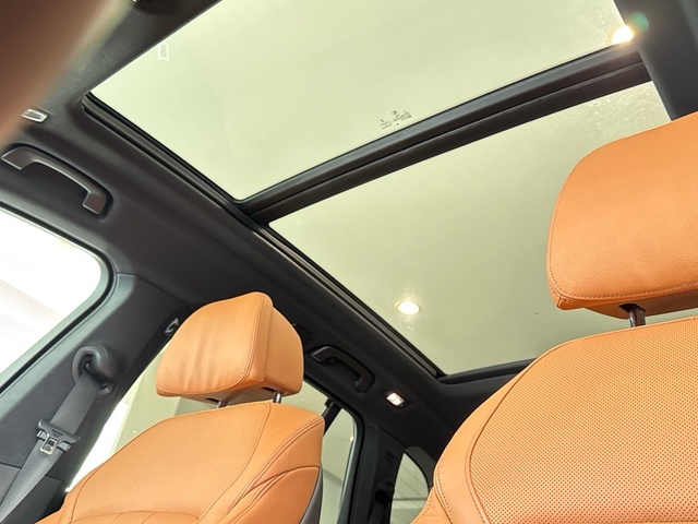 BMW X5 xDrive30d color Blanco. Año 2021. 210KW(286CV). Diésel. En concesionario Motor Gorbea de Álava