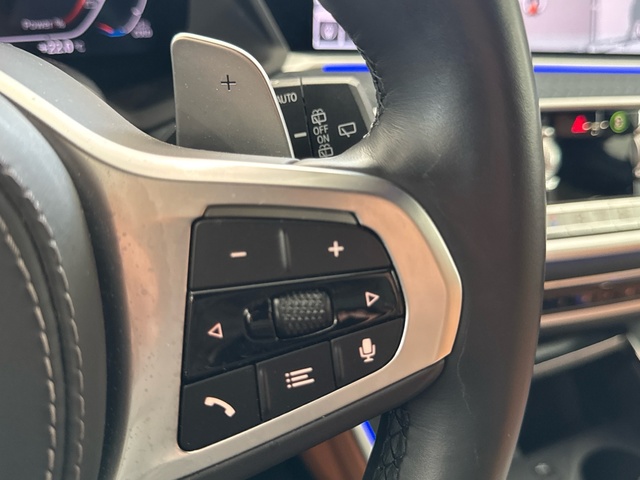 BMW X5 xDrive30d color Blanco. Año 2021. 210KW(286CV). Diésel. En concesionario Motor Gorbea de Álava