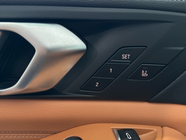 BMW X5 xDrive30d color Blanco. Año 2021. 210KW(286CV). Diésel. En concesionario Motor Gorbea de Álava