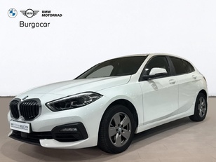 Fotos de BMW Serie 1 116d color Blanco. Año 2021. 85KW(116CV). Diésel. En concesionario Motor Gorbea de Álava