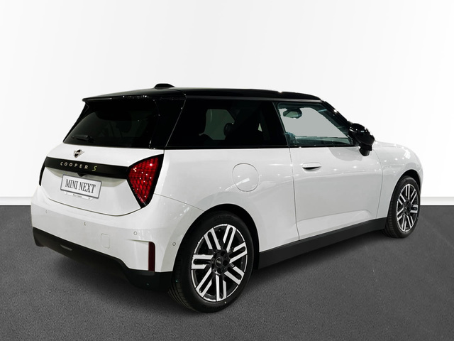 fotoG 3 del MINI MINI Cooper SE 160 kW (218 CV) 218cv Eléctrico del 2024 en Murcia