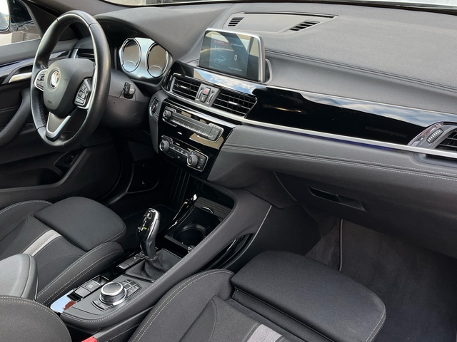 BMW X2 sDrive18i color Blanco. Año 2020. 103KW(140CV). Gasolina. En concesionario MURCIA PREMIUM S.L. JUAN CARLOS I de Murcia