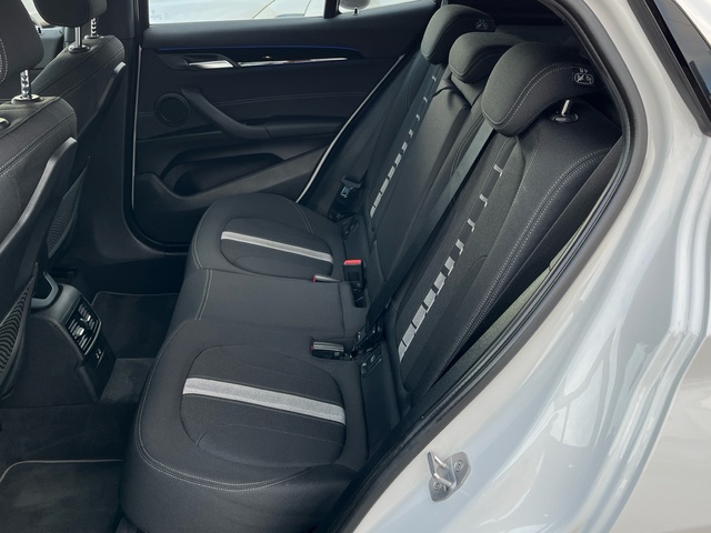 BMW X2 sDrive18i color Blanco. Año 2020. 103KW(140CV). Gasolina. En concesionario MURCIA PREMIUM S.L. JUAN CARLOS I de Murcia