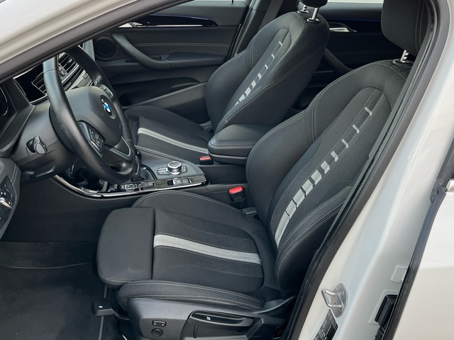 BMW X2 sDrive18i color Blanco. Año 2020. 103KW(140CV). Gasolina. En concesionario MURCIA PREMIUM S.L. JUAN CARLOS I de Murcia