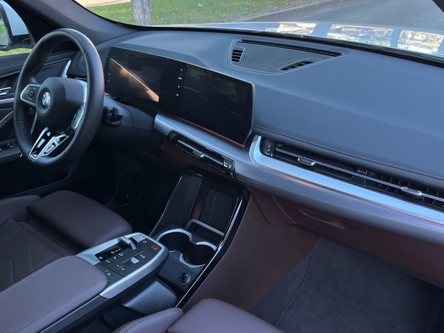 BMW X1 sDrive18d color Blanco. Año 2025. 110KW(150CV). Diésel. En concesionario Murcia Premium S.L. AV DEL ROCIO de Murcia