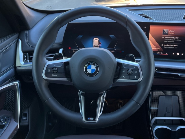 BMW X1 sDrive18d color Blanco. Año 2025. 110KW(150CV). Diésel. En concesionario Murcia Premium S.L. AV DEL ROCIO de Murcia