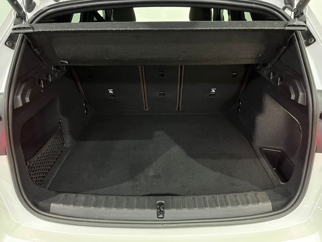 BMW X1 sDrive20d color Blanco. Año 2025. 120KW(163CV). Diésel. En concesionario Unicars Ponent de Lleida