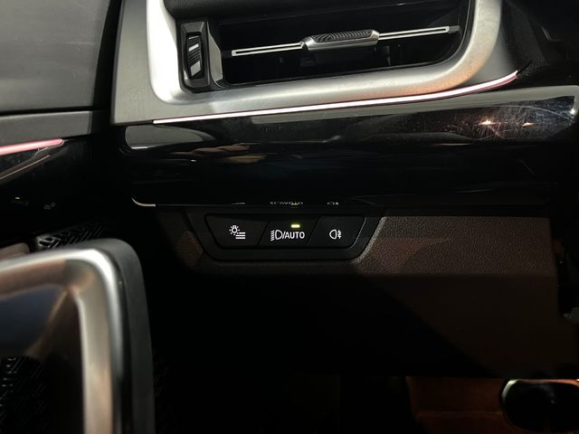 BMW X1 sDrive20d color Blanco. Año 2025. 120KW(163CV). Diésel. En concesionario Unicars Ponent de Lleida