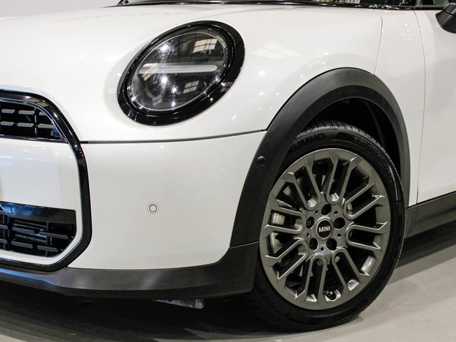 fotoG 5 del MINI MINI 5 Puertas Cooper C 115 kW (156 CV) 156cv Gasolina del 2025 en Barcelona