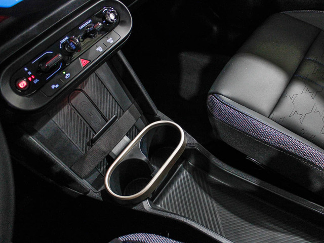 fotoG 14 del MINI MINI 5 Puertas Cooper C 115 kW (156 CV) 156cv Gasolina del 2025 en Barcelona