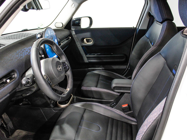 fotoG 10 del MINI MINI 5 Puertas Cooper C 115 kW (156 CV) 156cv Gasolina del 2025 en Barcelona