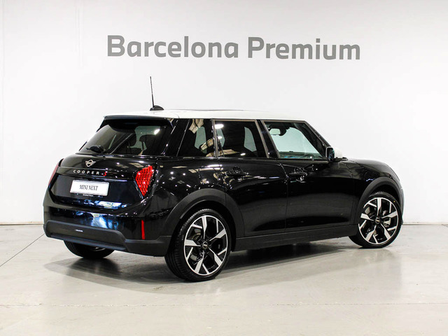 fotoG 3 del MINI MINI 5 Puertas Cooper S 150 kW (204 CV) 204cv Gasolina del 2025 en Barcelona