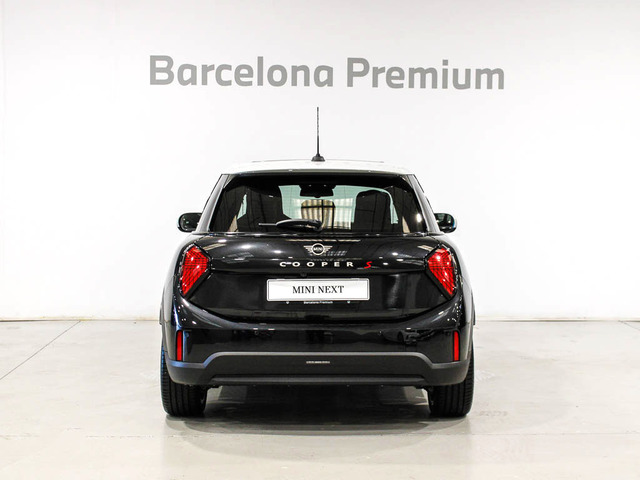 fotoG 4 del MINI MINI 5 Puertas Cooper S 150 kW (204 CV) 204cv Gasolina del 2025 en Barcelona