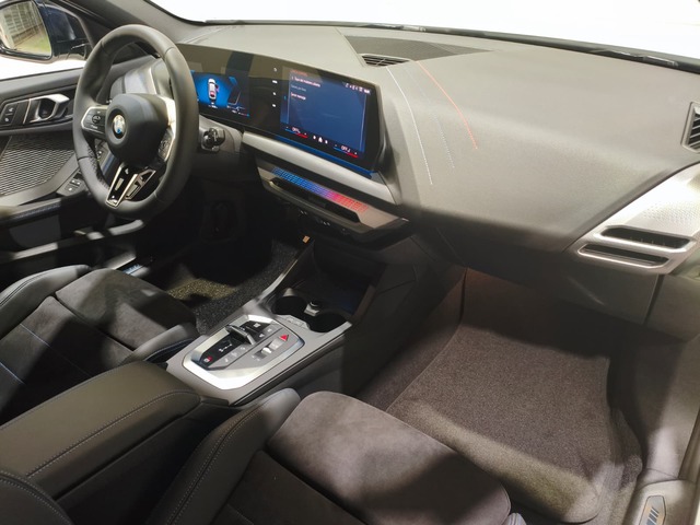 BMW Serie 1 120d color Blanco. Año 2025. 120KW(163CV). Diésel. En concesionario Quadis Munich de Barcelona