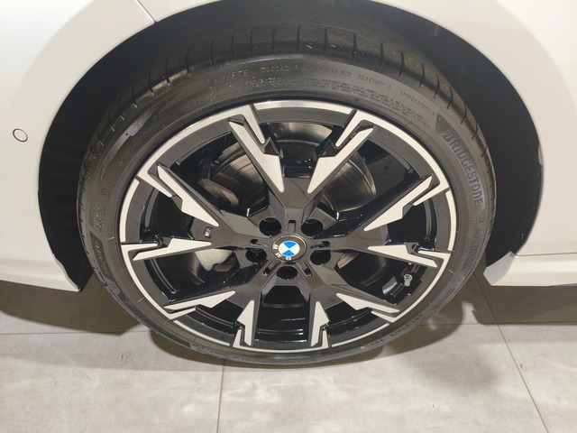 BMW Serie 1 120d color Blanco. Año 2025. 120KW(163CV). Diésel. En concesionario Quadis Munich de Barcelona