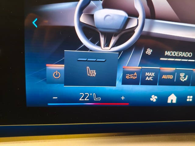 BMW Serie 1 120d color Blanco. Año 2025. 120KW(163CV). Diésel. En concesionario Quadis Munich de Barcelona