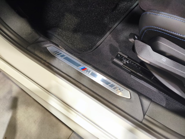 BMW Serie 1 120d color Blanco. Año 2025. 120KW(163CV). Diésel. En concesionario Quadis Munich de Barcelona