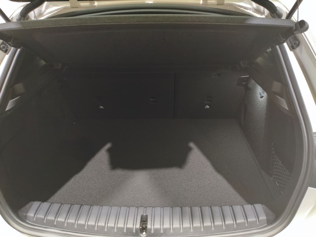 BMW Serie 1 120d color Blanco. Año 2025. 120KW(163CV). Diésel. En concesionario Quadis Munich de Barcelona